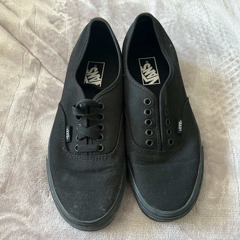VANS All Black, White inner sole shoes